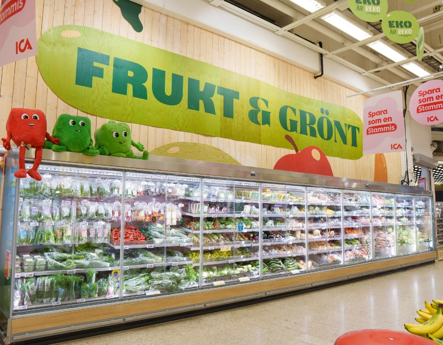 Frukt- och gröntavdelningen på ICA Kvantum Gränby med ett brett sortiment av färska grönsaker.